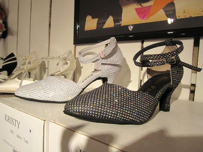 SWDZM Femmes Chaussures De Danse Latine Satin Bout Ouvert De Salon Standard Salsa Chaussures De Danse Model LP-DB1213, Lp1213 Db Rouge Tous 7 5cm, 38 EU