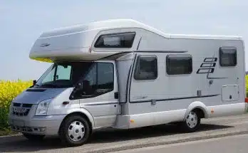 Pourquoi faire l'achat de votre camping-car dans une concession ?